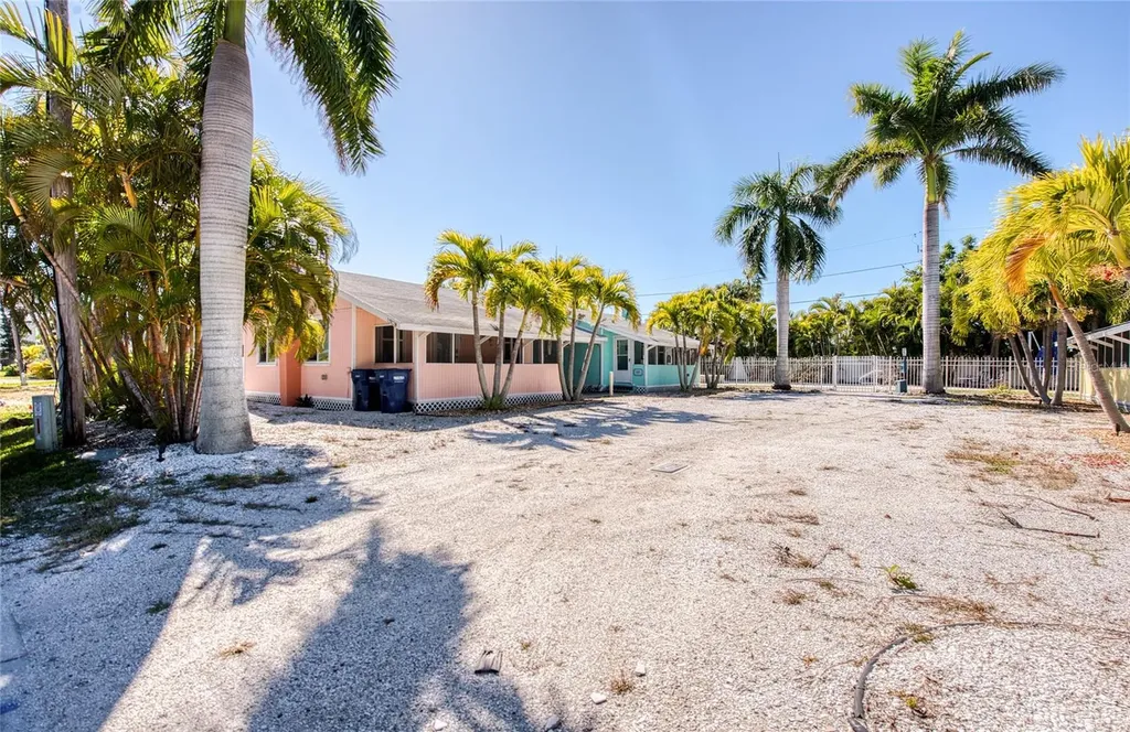13136 4th Street E Madeira Beach FL 33708
