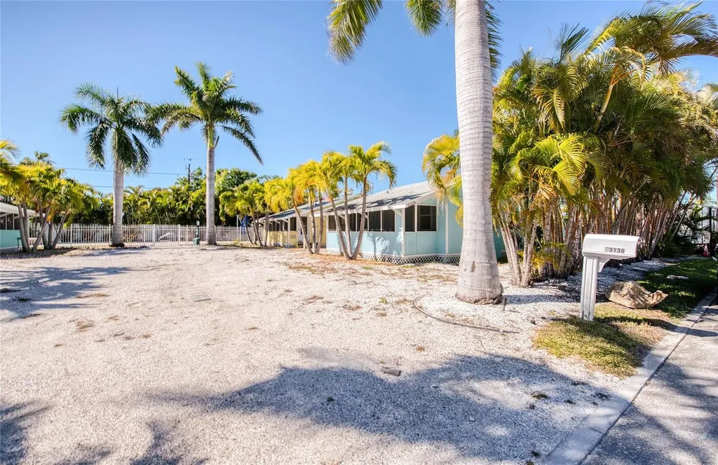 13136 4th Street E Madeira Beach FL 33708
