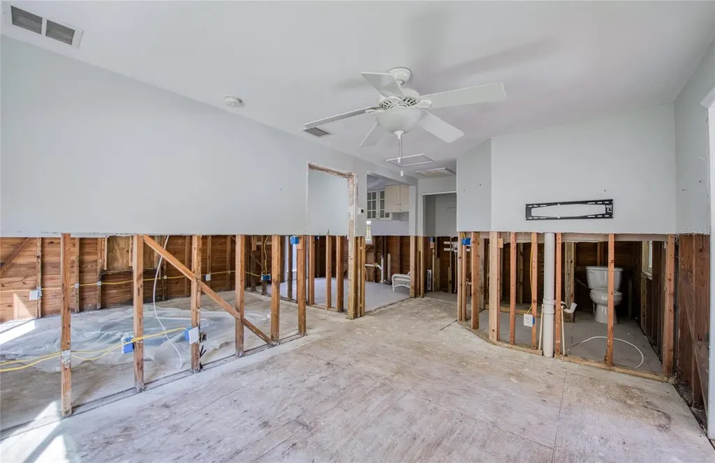 13136 4th Street E Madeira Beach FL 33708