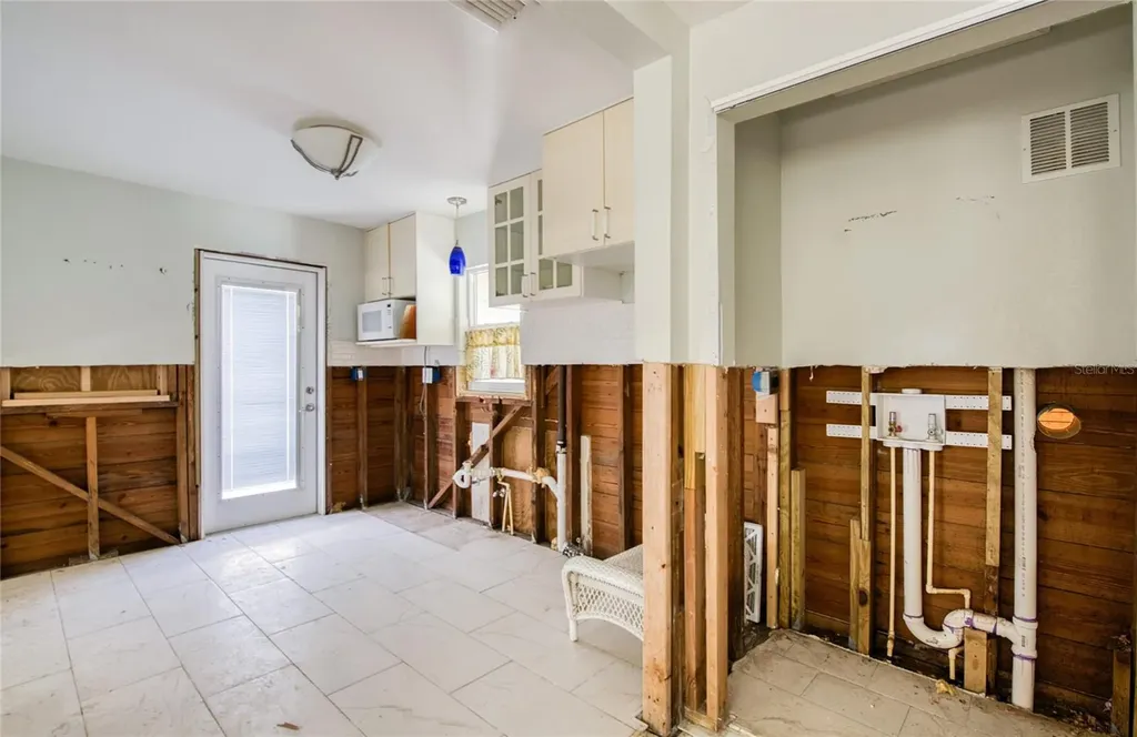 13136 4th Street E Madeira Beach FL 33708