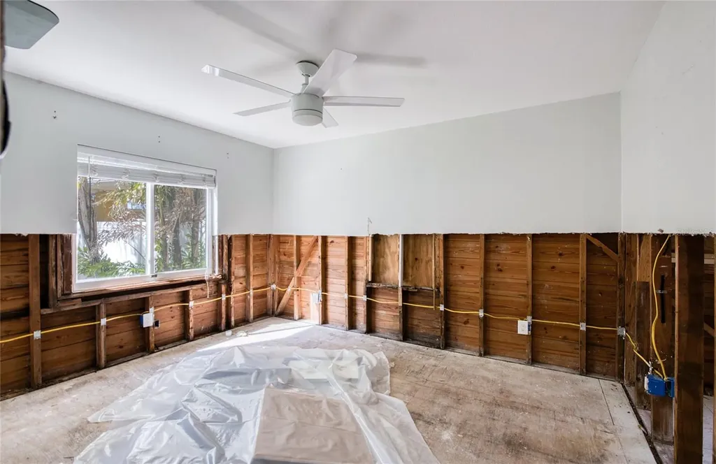 13136 4th Street E Madeira Beach FL 33708