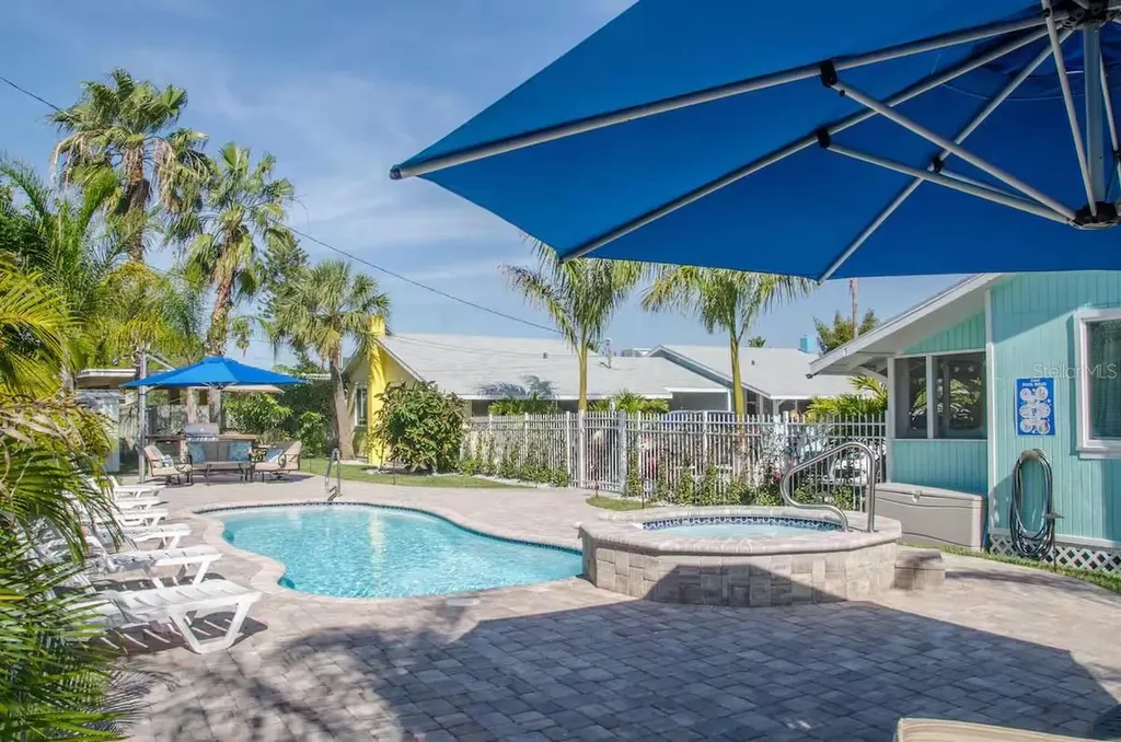 13136 4th Street E Madeira Beach FL 33708