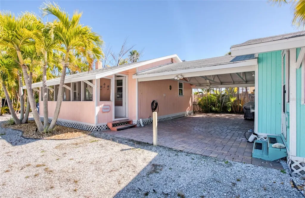 13136 4th Street E Madeira Beach FL 33708