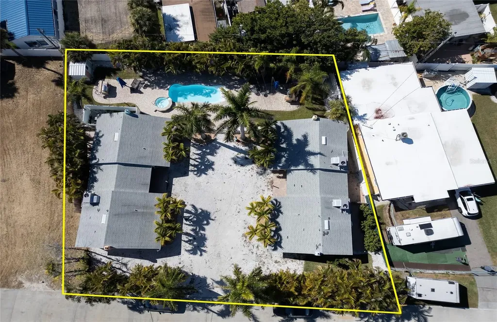 13136 4th Street E Madeira Beach FL 33708