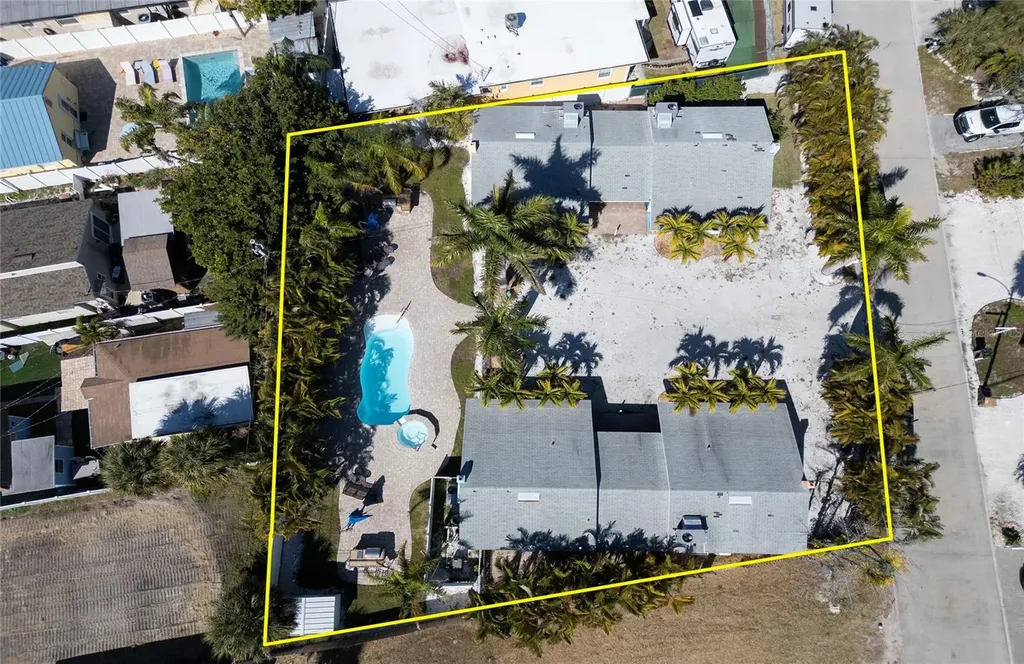 13136 4th Street E Madeira Beach FL 33708