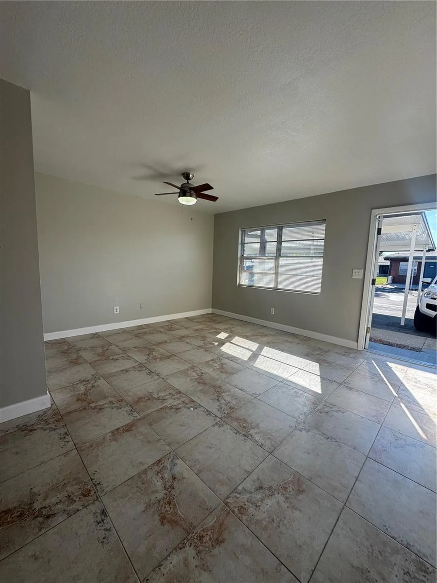 24862 Us Highway 19 N Clearwater FL 33763