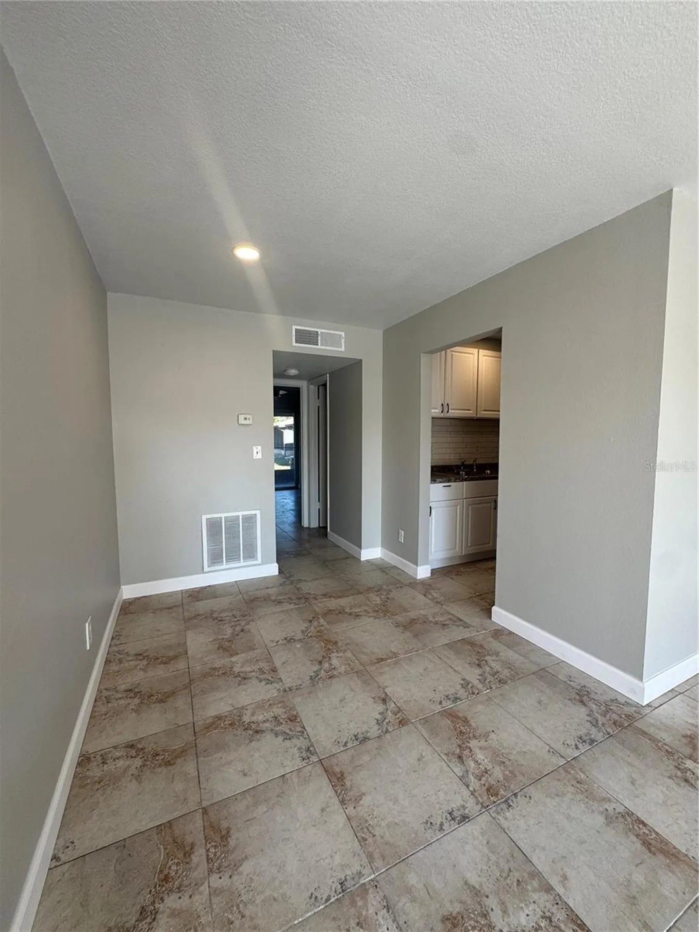 24862 Us Highway 19 N Clearwater FL 33763