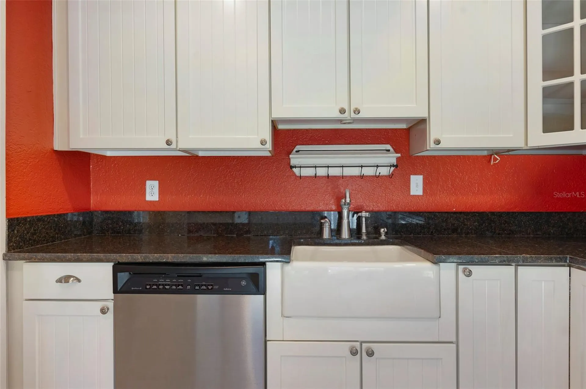 130 22nd Avenue NE St Petersburg FL 33704