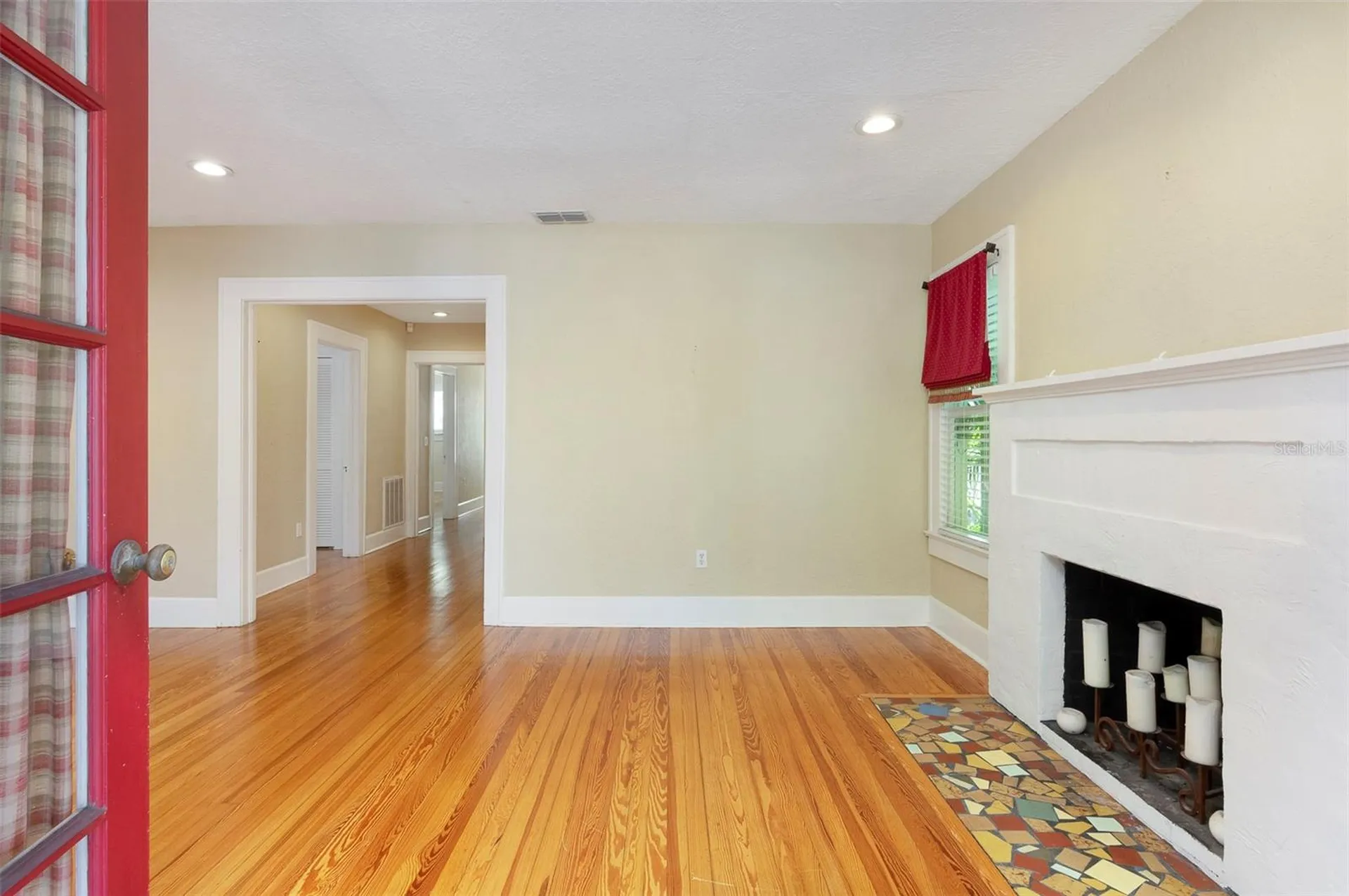 130 22nd Avenue NE St Petersburg FL 33704