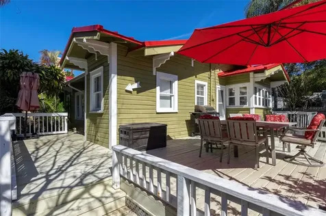 130 22nd Avenue NE St Petersburg FL 33704