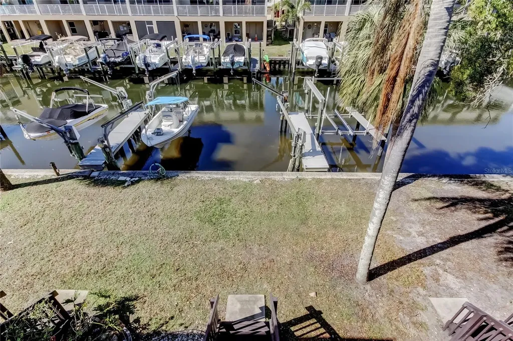 200 Meres Boulevard Tarpon Springs FL 34689