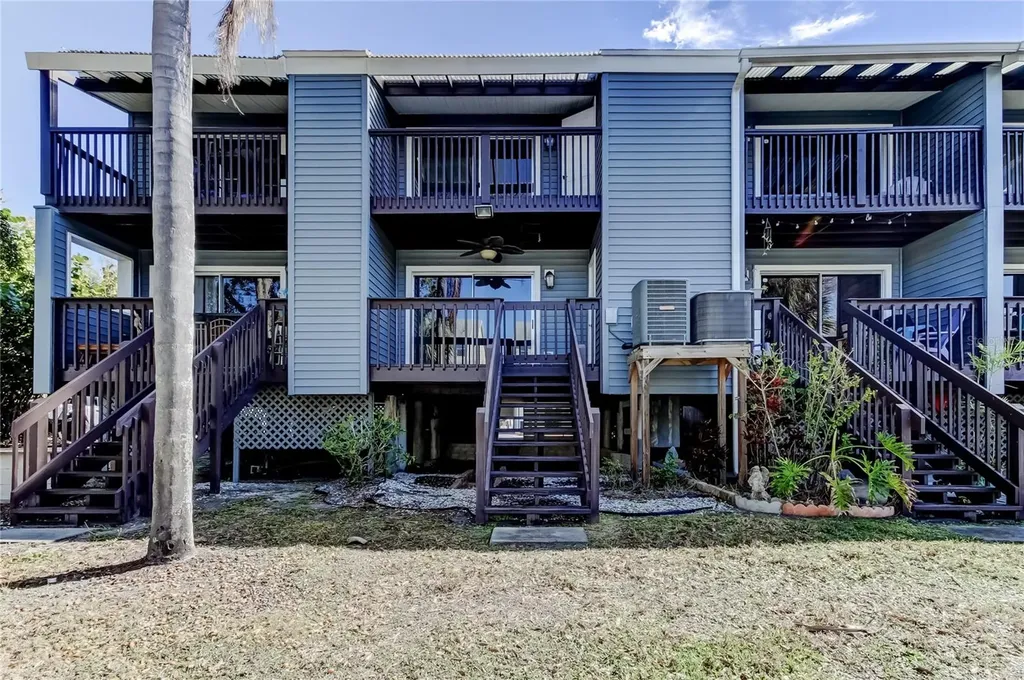 200 Meres Boulevard Tarpon Springs FL 34689