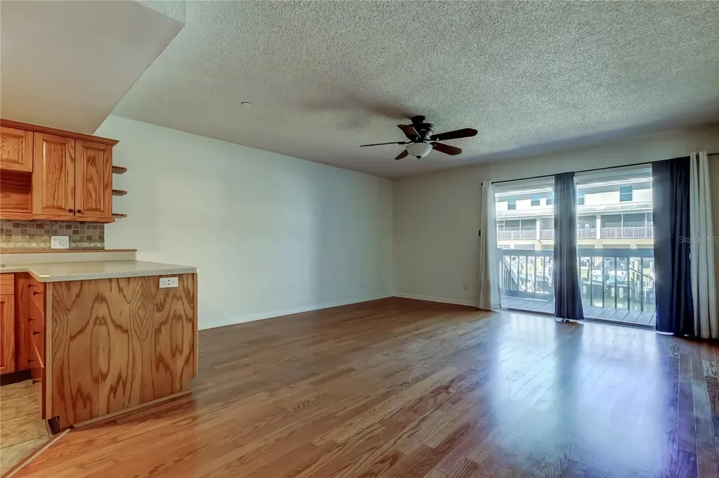 200 Meres Boulevard Tarpon Springs FL 34689