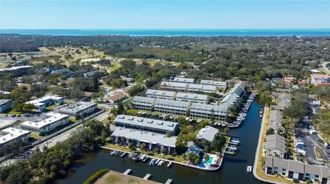 200 Meres Boulevard Tarpon Springs FL 34689
