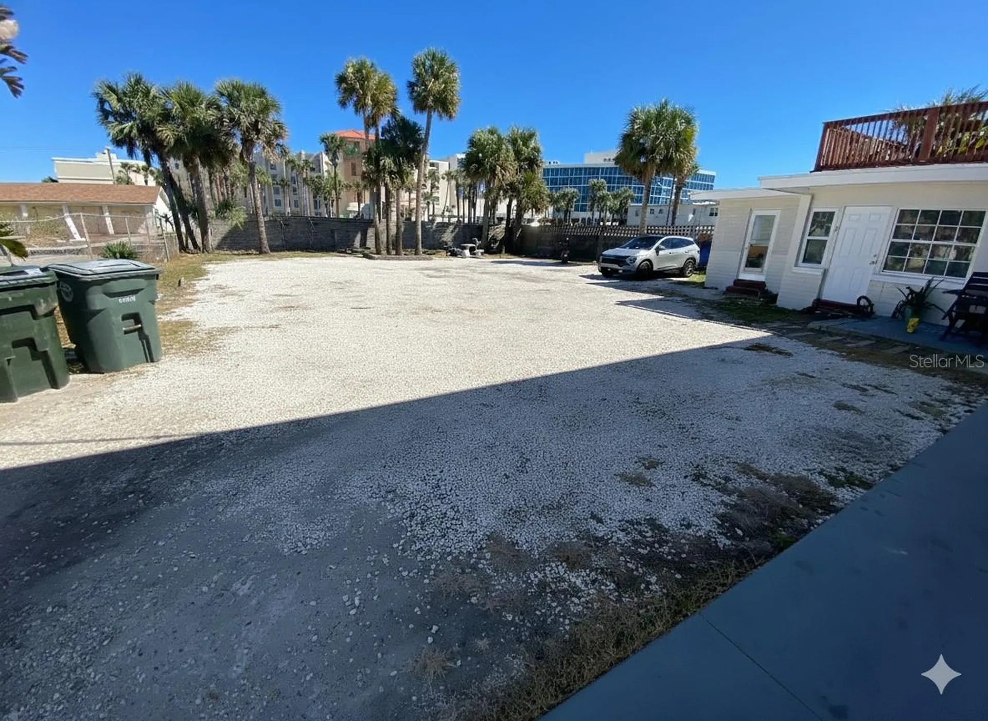 938 N Grandview Avenue Daytona Beach FL 32118