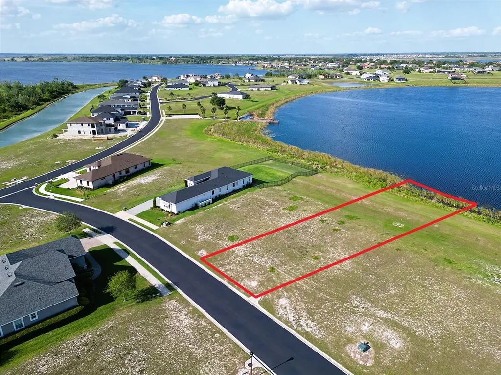 283 Spinnaker Court Auburndale FL 33823