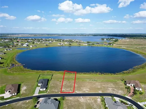 283 Spinnaker Court Auburndale FL 33823