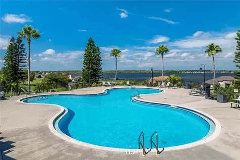 283 Spinnaker Court Auburndale FL 33823