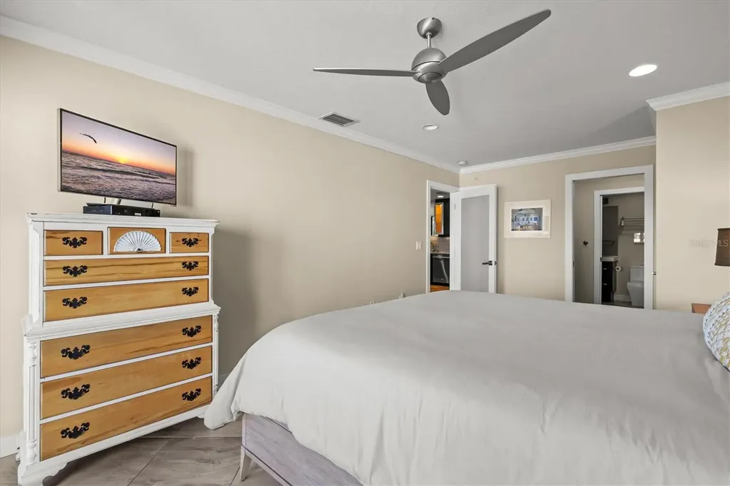 1624 Stickney Point Road Sarasota FL 34231