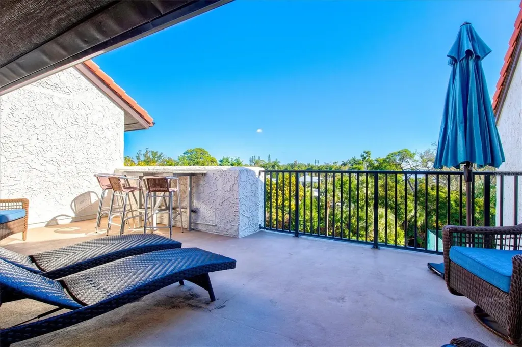 1624 Stickney Point Road Sarasota FL 34231