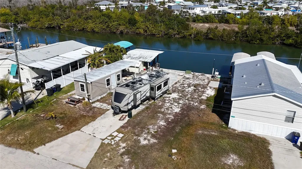 3900 Royal Palm Drive St James City FL 33956