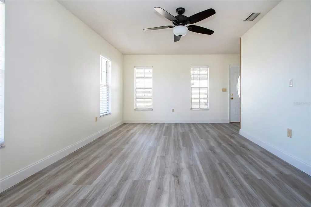 3807 Joyce Drive Bradenton FL 34208