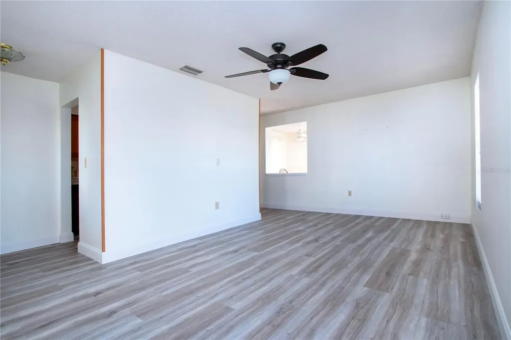 3807 Joyce Drive Bradenton FL 34208