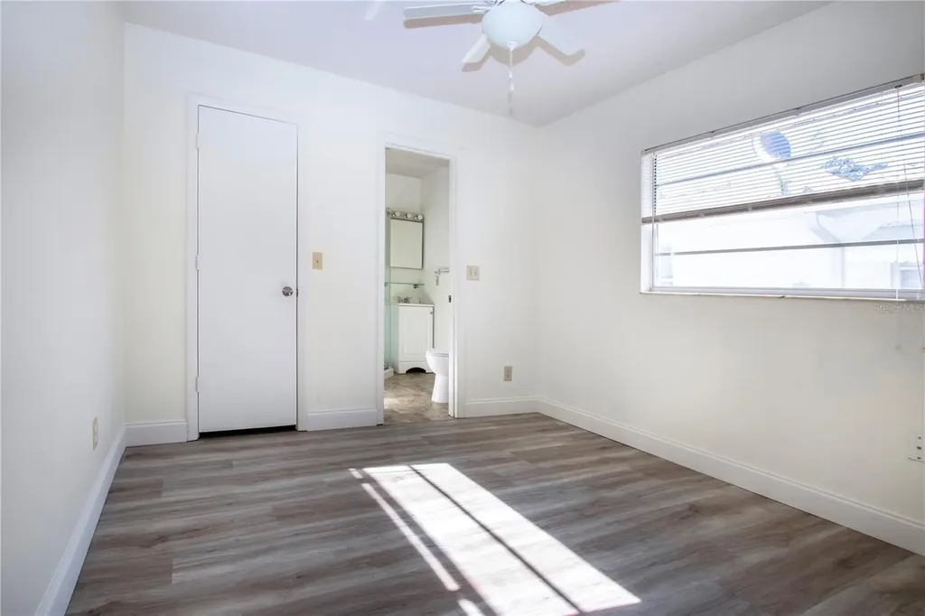 3807 Joyce Drive Bradenton FL 34208