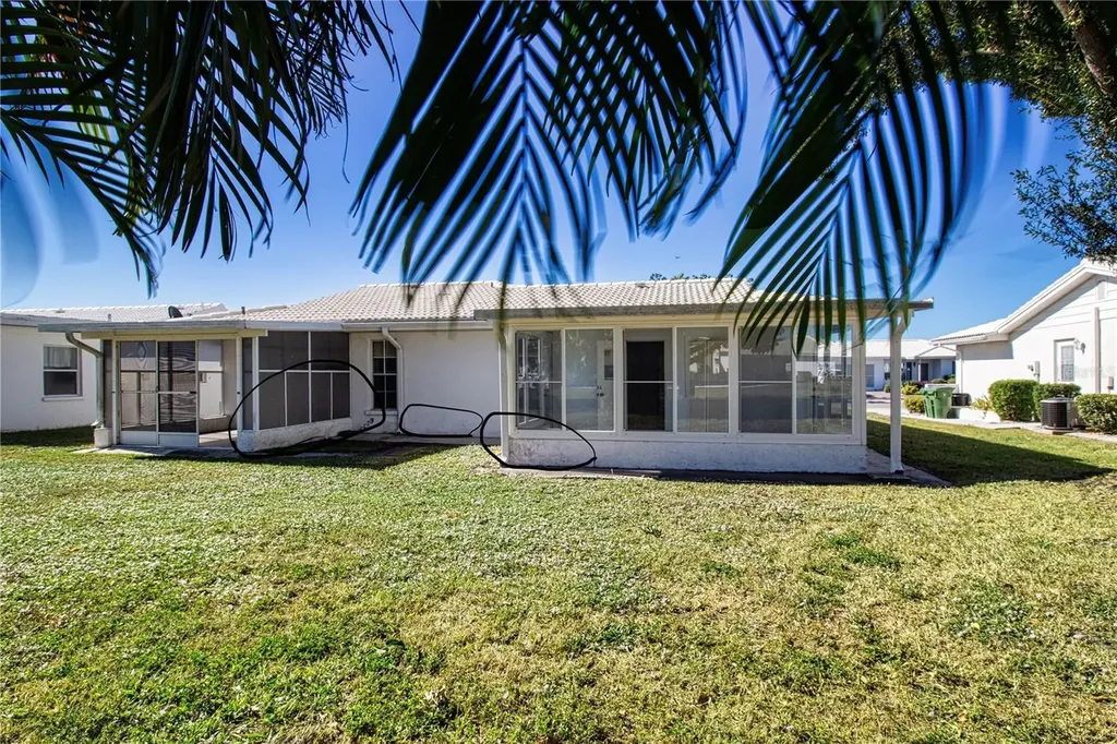 3807 Joyce Drive Bradenton FL 34208