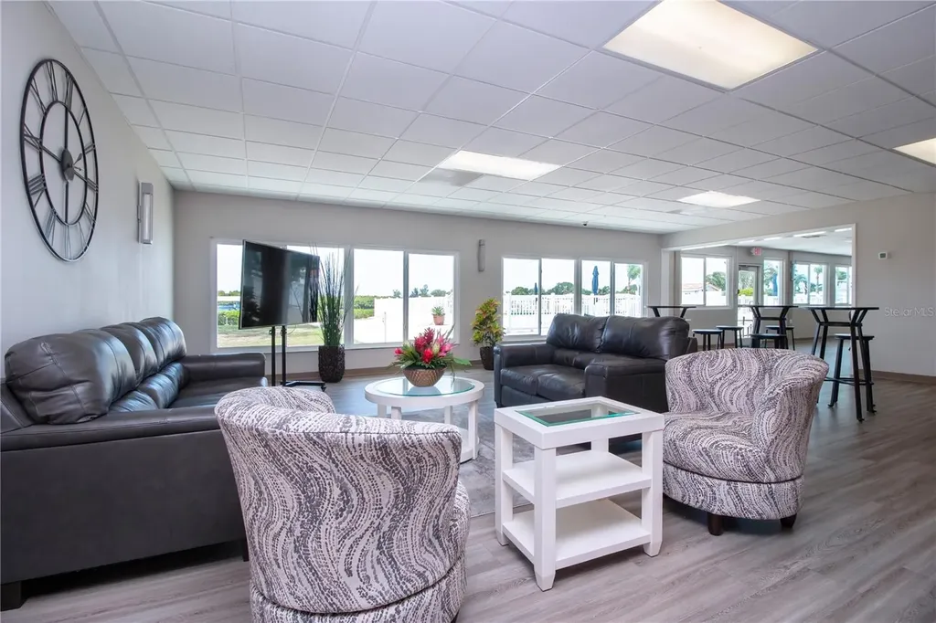 3807 Joyce Drive Bradenton FL 34208