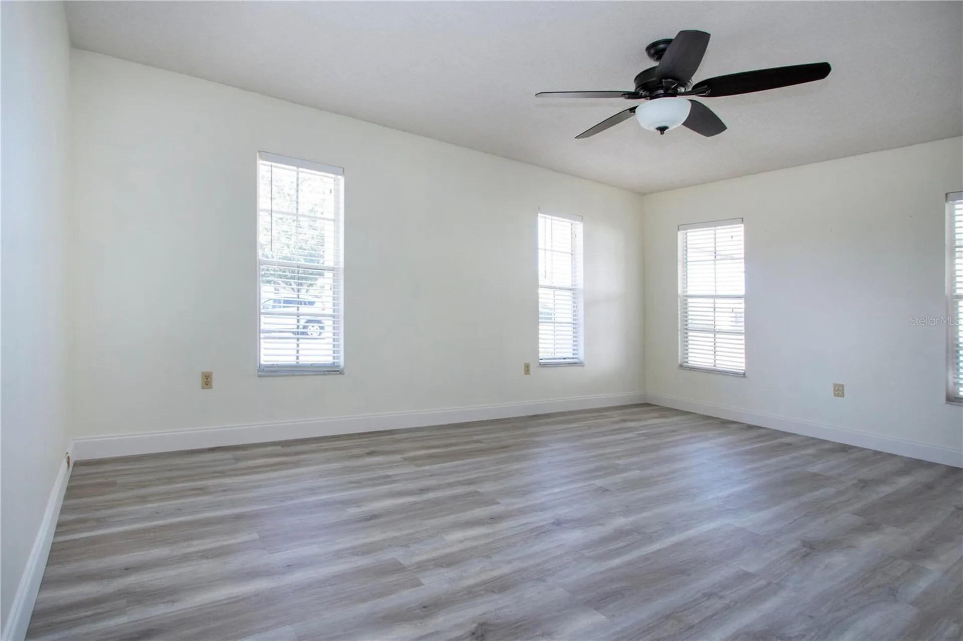 3807 Joyce Drive Bradenton FL 34208