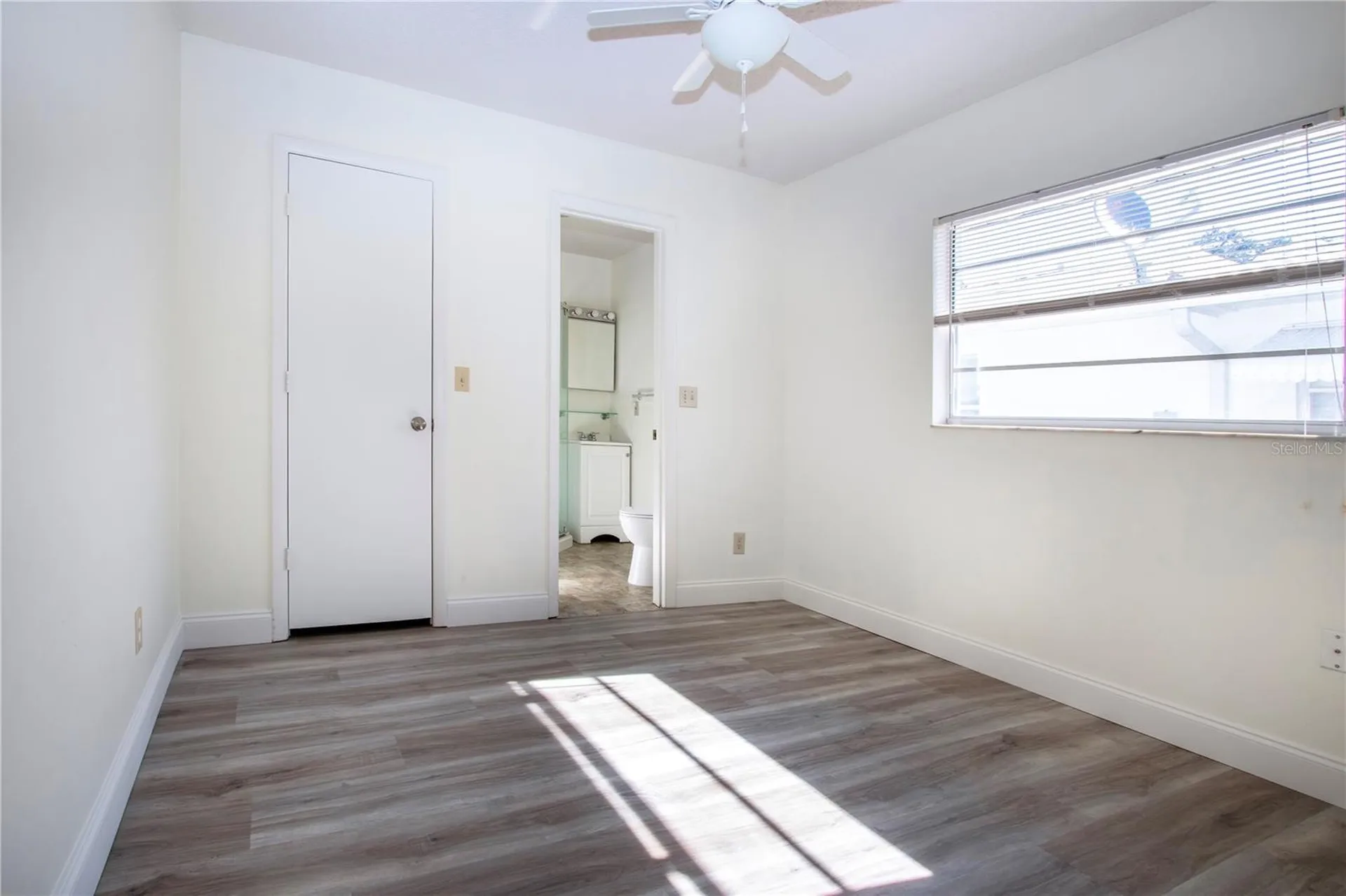 3807 Joyce Drive Bradenton FL 34208