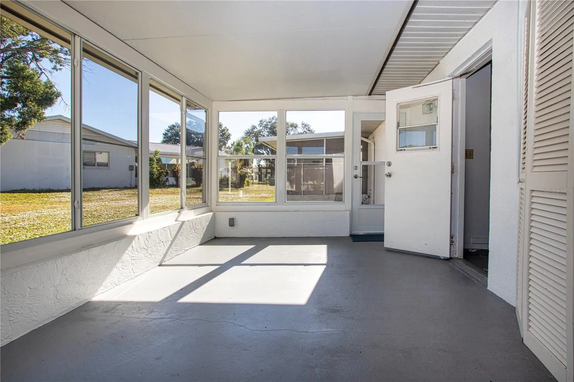 3807 Joyce Drive Bradenton FL 34208