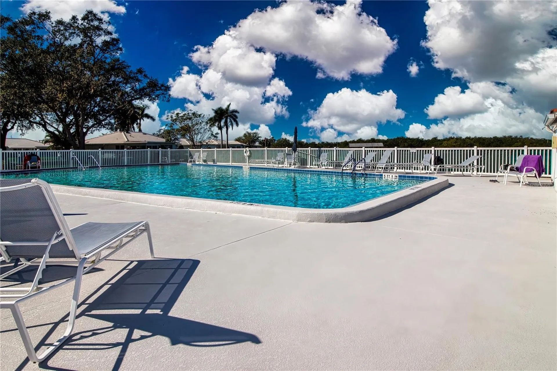 3807 Joyce Drive Bradenton FL 34208