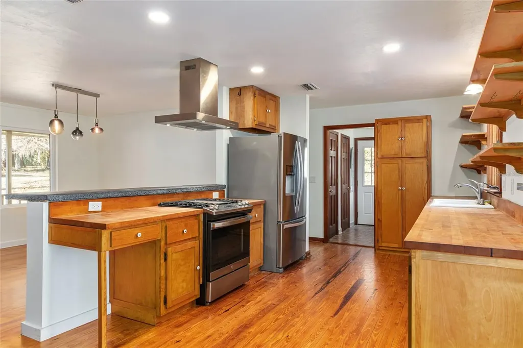 22157 NW 87th Avenue Road Micanopy FL 32667