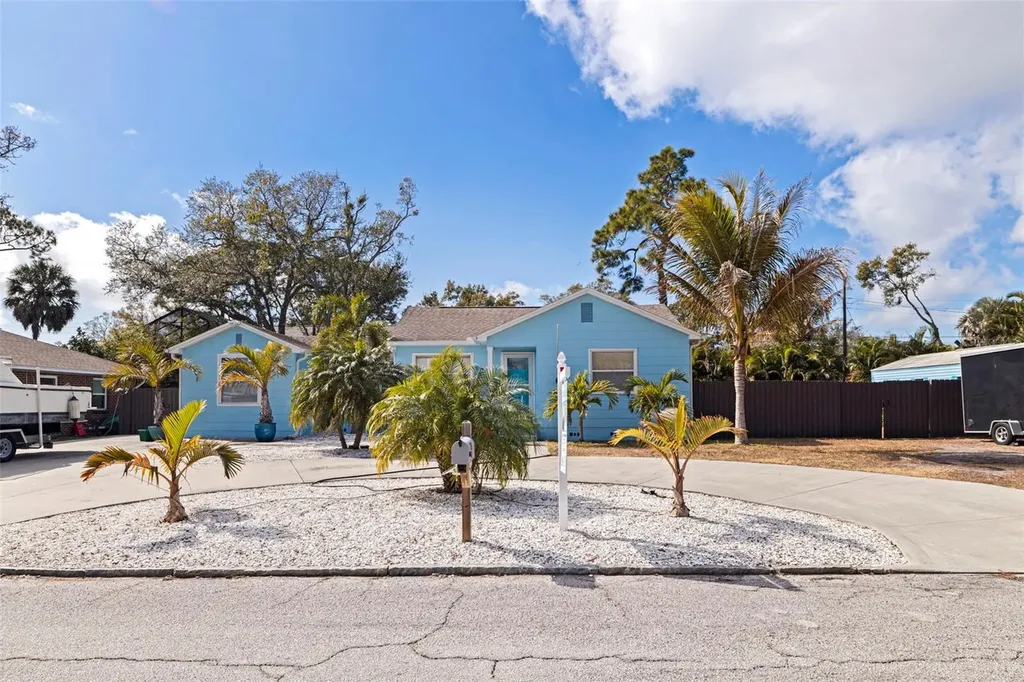 2637 46th Street S Gulfport FL 33711