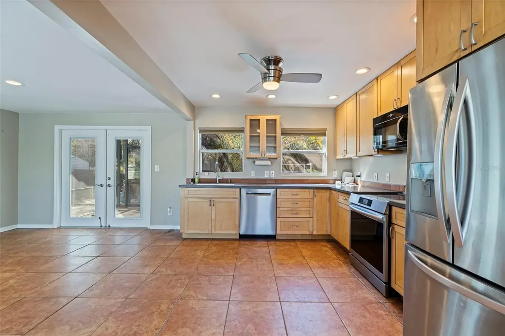 2637 46th Street S Gulfport FL 33711