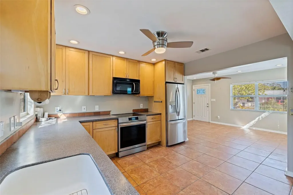 2637 46th Street S Gulfport FL 33711