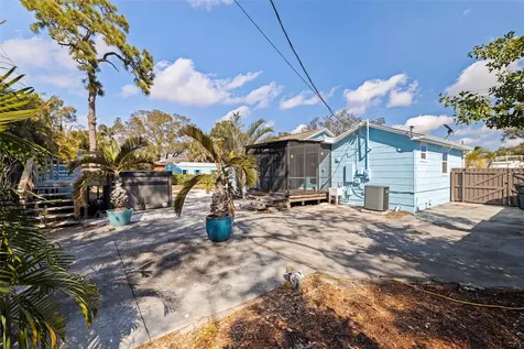 2637 46th Street S Gulfport FL 33711
