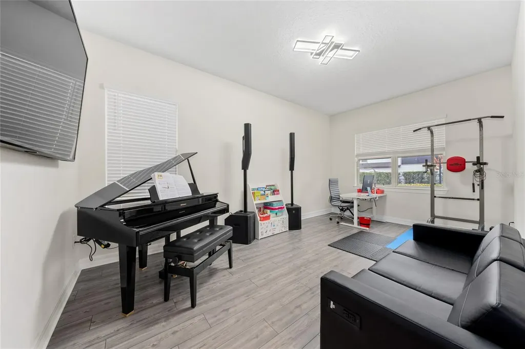 8024 Leaf Grove Circle Orlando FL 32836