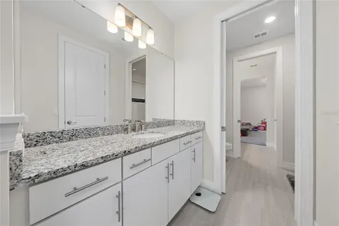 8024 Leaf Grove Circle Orlando FL 32836