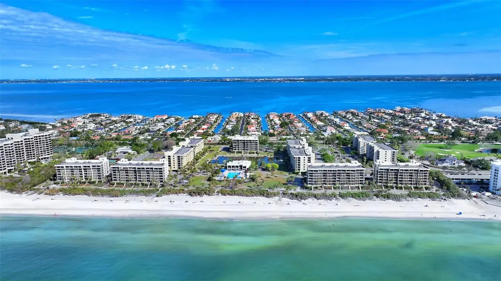 1085 Gulf Of Mexico Drive Longboat Key FL 34228