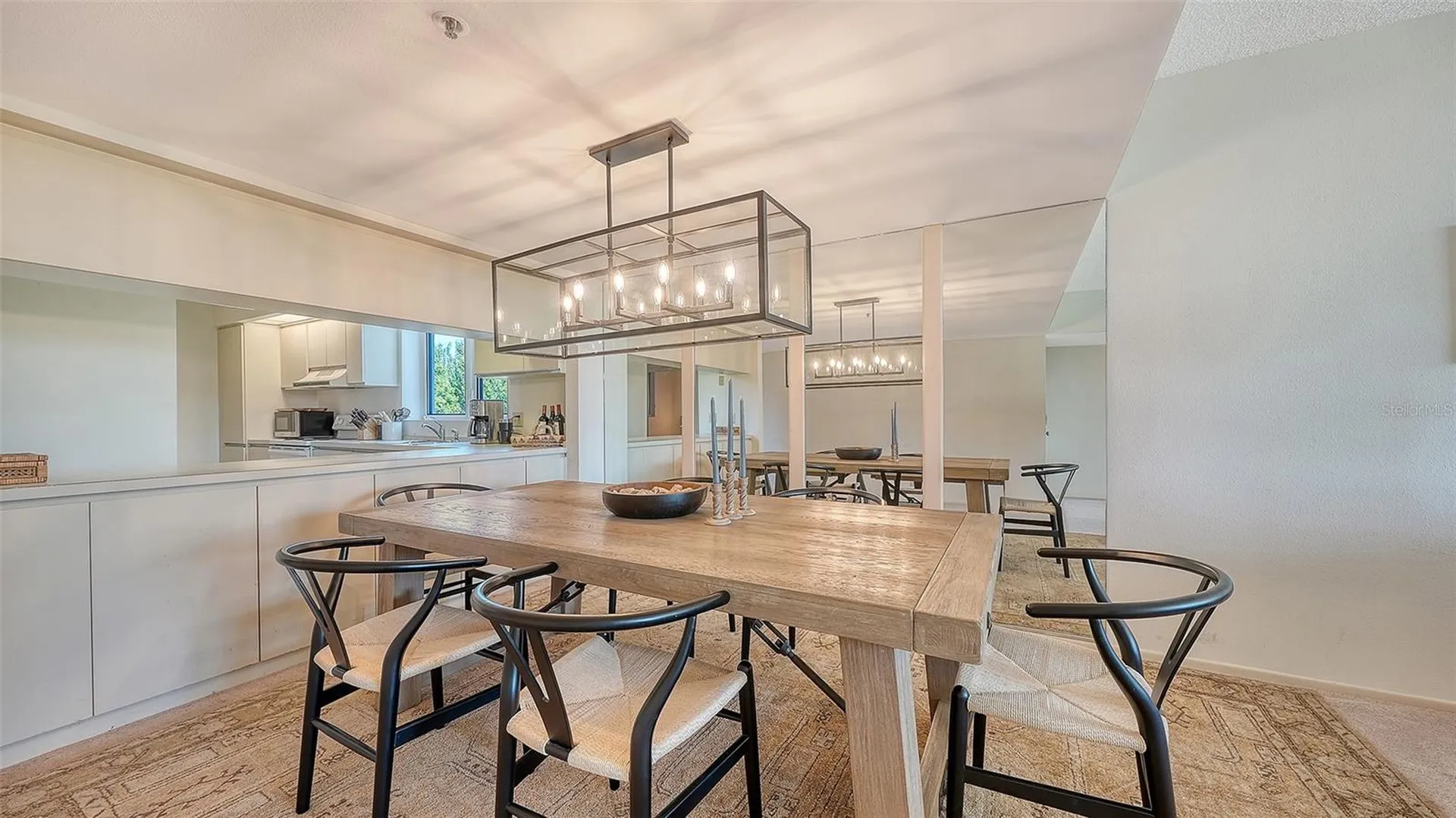 1085 Gulf Of Mexico Drive Longboat Key FL 34228