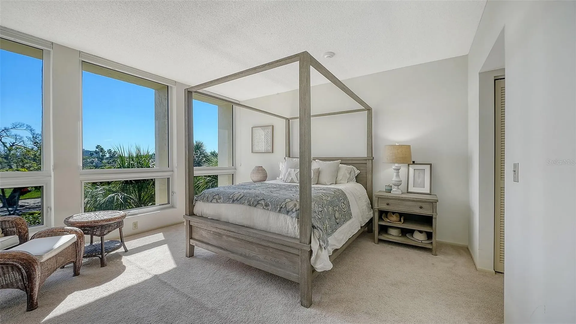 1085 Gulf Of Mexico Drive Longboat Key FL 34228