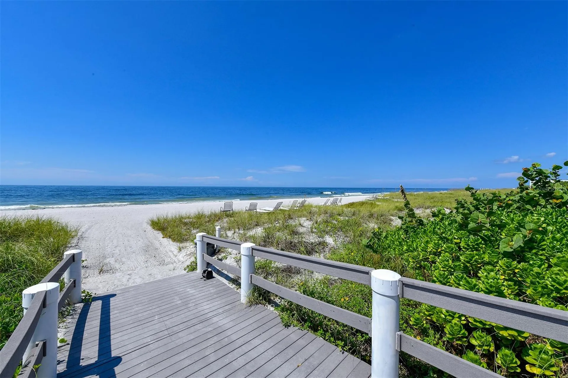 1085 Gulf Of Mexico Drive Longboat Key FL 34228