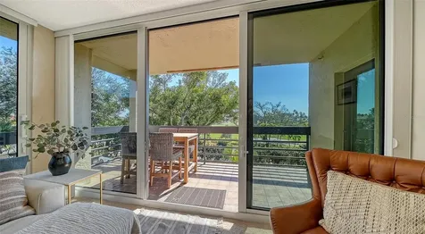 1085 Gulf Of Mexico Drive Longboat Key FL 34228