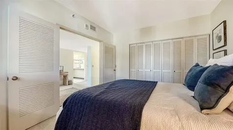 1085 Gulf Of Mexico Drive Longboat Key FL 34228