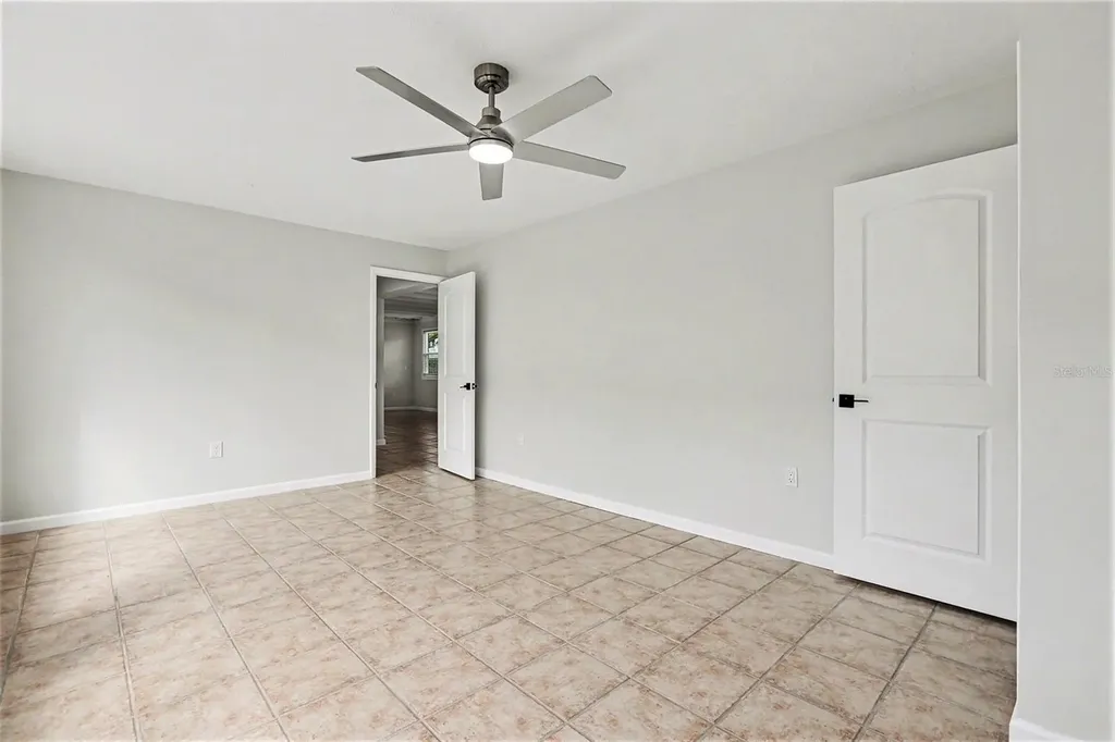 580 Russell Street Longboat Key FL 34228