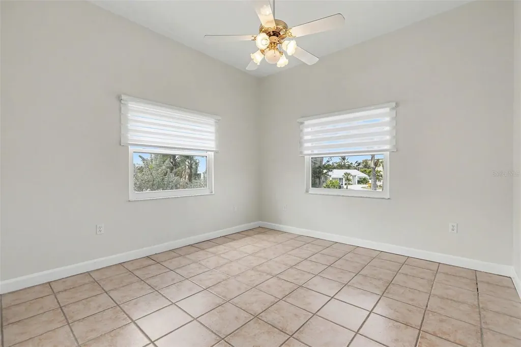 580 Russell Street Longboat Key FL 34228