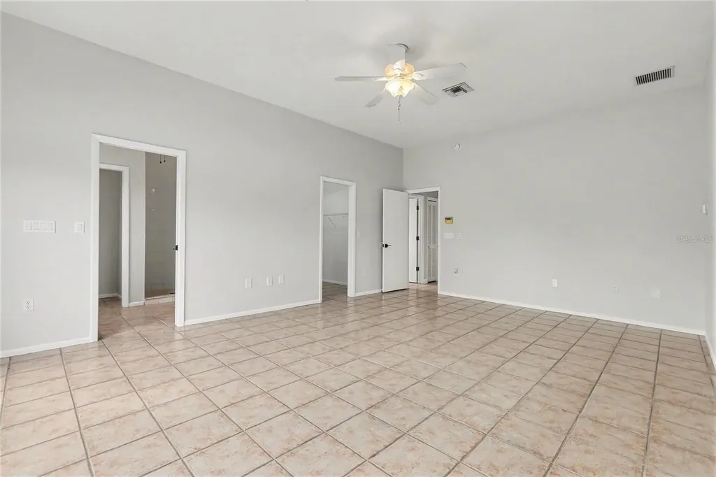 580 Russell Street Longboat Key FL 34228